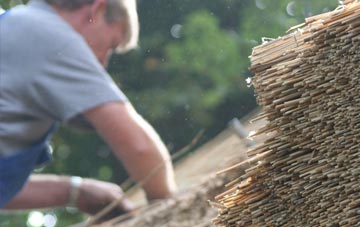 professional Clay Mills thatchers